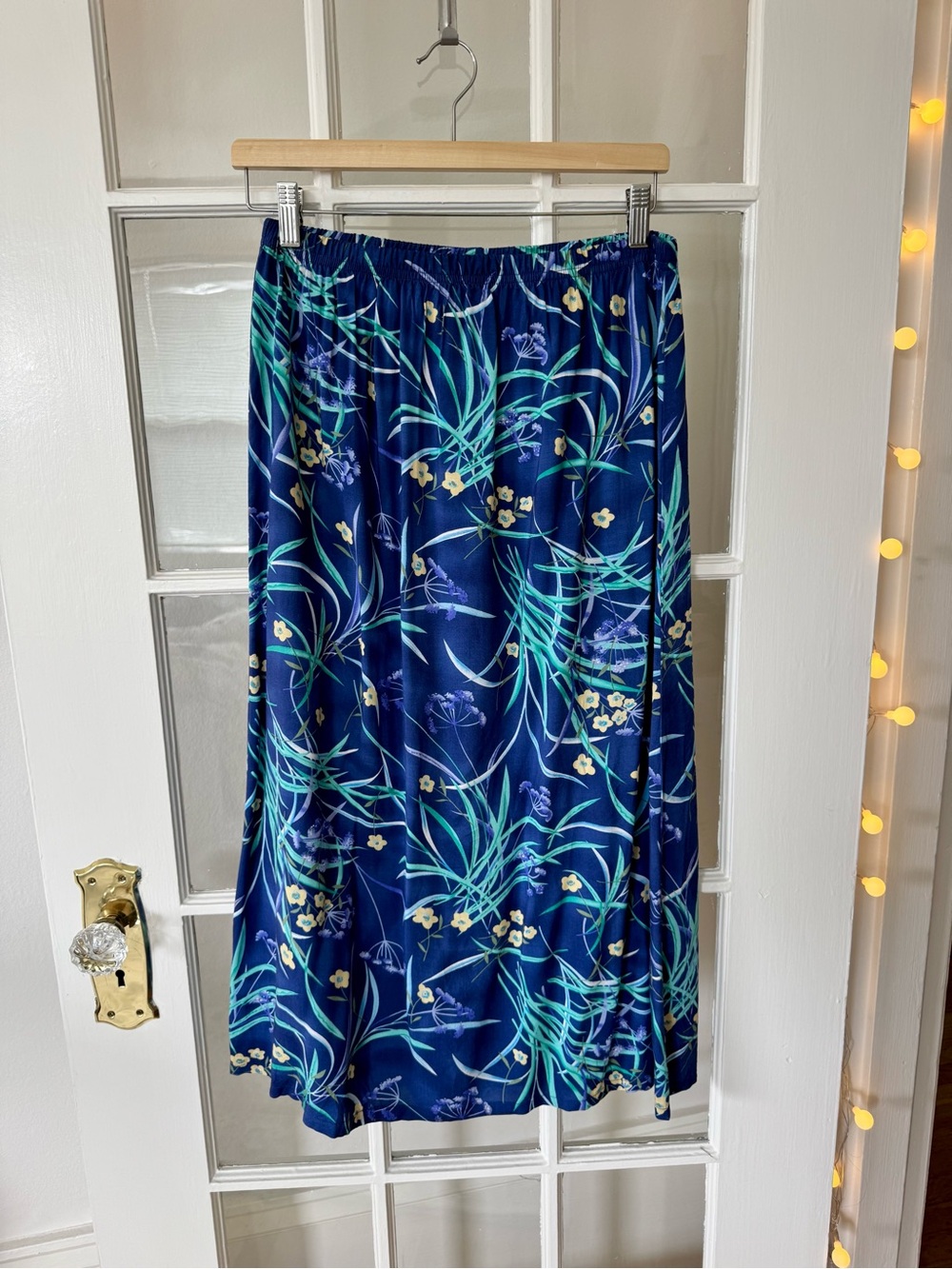Vintage Navy / Indigo Floral Midi Skirt